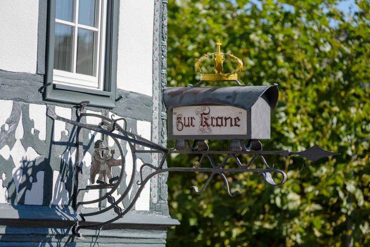 Krone Martinsthal Eltville am Rhein Exterior photo